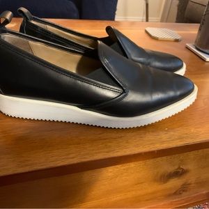 Everlane black leather sneakers/loafers